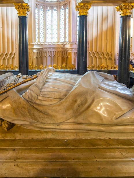 Elizabeth I tomb in Lady Chapel in Westminster Abbey. 