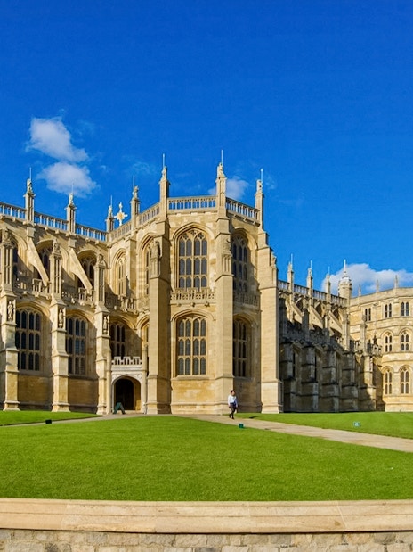 Windsor Castle courtyard with St George’s Chapel in the background, England.