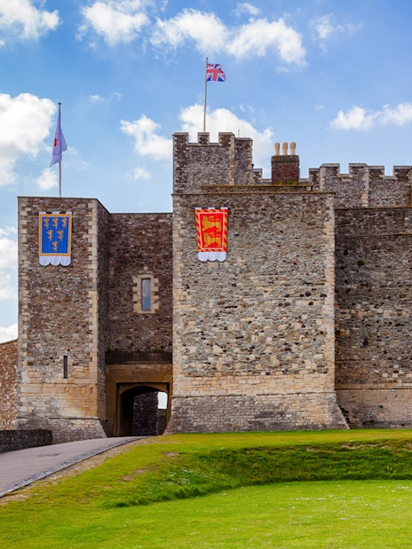 Canterbury Cathedral and Dover Castle tour from London, featuring historic architecture and scenic views.